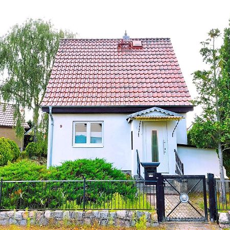 Ferienhaus Luise Нойстрелиц Екстериор снимка