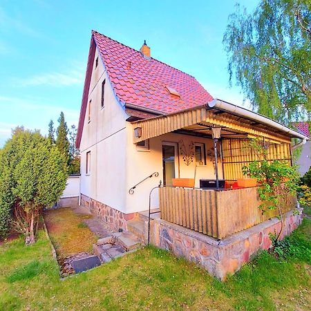 Ferienhaus Luise Нойстрелиц Екстериор снимка